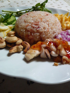 お家でタイ料理*梅とナンプラーの炒飯