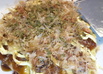 大阪のおばちゃんが焼くお好み焼き