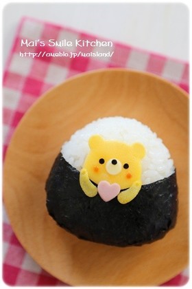 卵焼きdeくまちゃんおにぎり♪キャラ弁