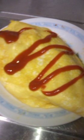 卵1個でオムライスに♪薄焼き卵