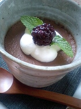 材料３つで簡単♪濃厚チョコプリン