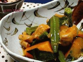 ＊鶏肉とかぼちゃのカレー味煮込み♪