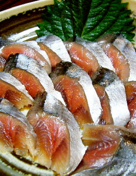 家庭用包丁で作る生食サンマ(刺身~酢〆)