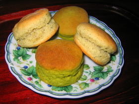 抹茶と紅茶＊２種のスコーン