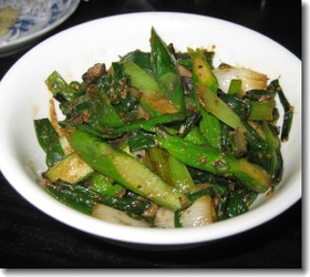分葱とアスパラの炒め物