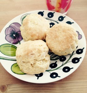 ぱっくり腹割れ！スコーン