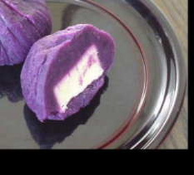 紫芋とクリームチーズの茶巾