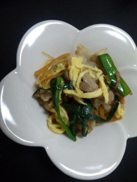 韓国料理☆チャプチェ(春雨の五目炒め)