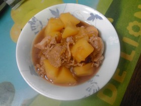 煮物の定番、肉じゃが
