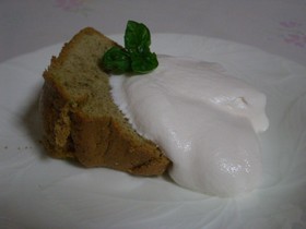 アセロラクリームと抹茶シフォンケーキ