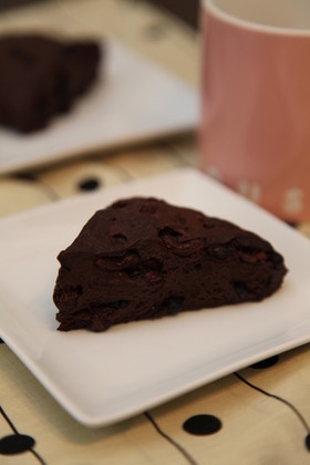 ダブルチョコレートスコーン
