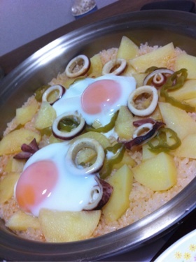 無水鍋   なんちゃってパエリヤ