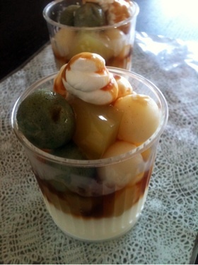 ミルクと緑茶の白玉パフェ