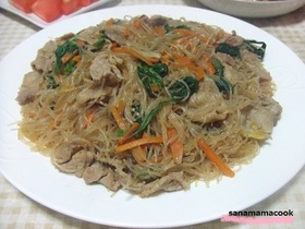 豚肉とはるさめの中華煮