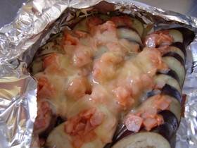ピザ風？　なすのホイル焼き