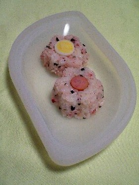 ✿プッチンプリンの空容器でお花ご飯
