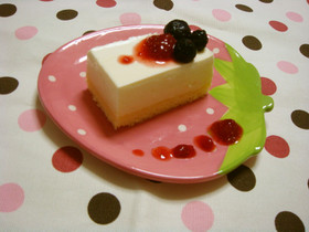 絶品レアチーズケーキ
