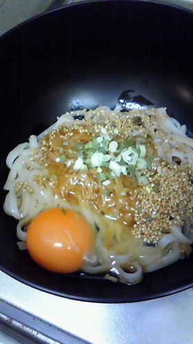 簡単すぎる！ボリューム釜玉うどん