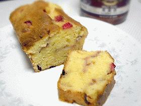 苺のパウンドケーキ