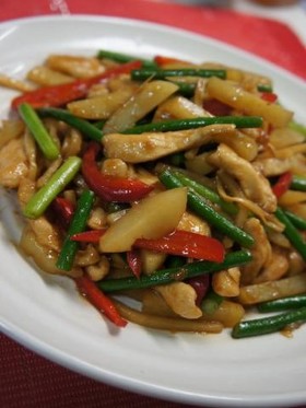 ほっこりじゃがいもと鶏胸肉で作る青椒肉絲