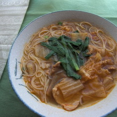 寒い日には…豚キムチにゅうめん♪ 寒い日には…豚キムチにゅうめん♪
