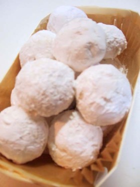 ＊SNOW BALL COOKIES  with Chocolate Tip＊