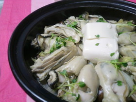 タジン鍋de蒸し牡蠣