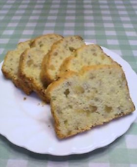 カリカリくるみのバナナパウンドケーキ