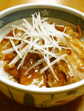下宿生応援レシピ！豚ばら肉の角煮丼風