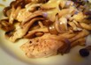 きのこと鶏ささみ肉の蒸しチーズ焼き