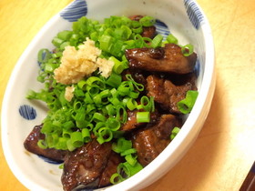 鶏レバーのソース炒め