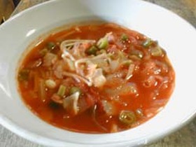 春雨とえのきのホットマトスープ