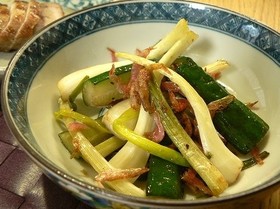 島らっきょうときゅうりの中華炒め