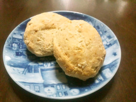 ホエーとHMで♪コンソメチーズスコーン