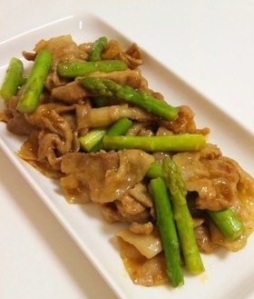 アスパラと豚肉の中華風ピリ辛炒め♪
