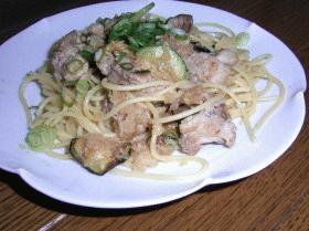 豚肉のおろし和風パスタ