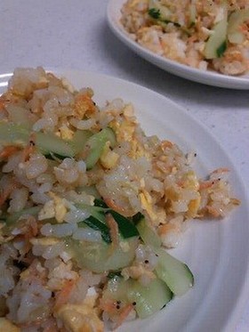 キュウリのさっぱり炒飯☆