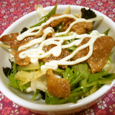 鶏皮・水菜・レタスのシンプル◆サラダ 鶏皮・水菜・レタスのシンプル◆サラダ