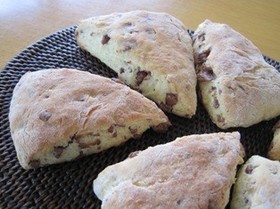 HMとチョコナッツで簡単スコーン