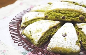 ＨＭで♪チョコチップ入りの抹茶スコーン