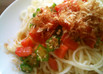 トマトとオクラのピリッと冷うどん