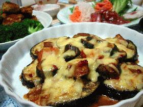＊簡単美味＊米ナスのカレーチーズ焼き