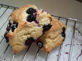 簡単に。ホットケーキミックスでスコーン。
