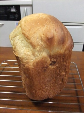 HBで簡単　フワフワもっちり　蜂蜜食パン