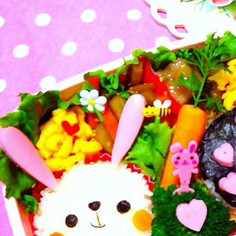 キャラ弁*とっても簡単*白うさぎちゃん キャラ弁*とっても簡単*白うさぎちゃん