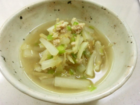 風邪ひきさんに大根と生姜のあったかスープ