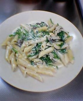 ほうれん草ときのこのクリームスパゲッティ
