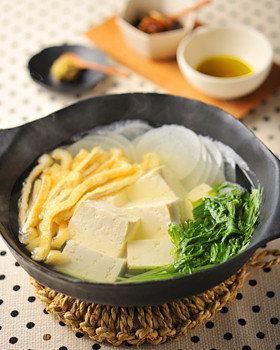 にぎやか湯豆腐
