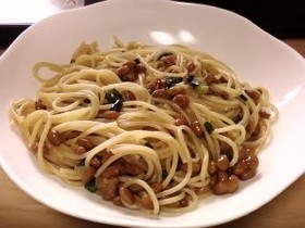 ●超簡単☆混ぜるだけ納豆パスタ①●