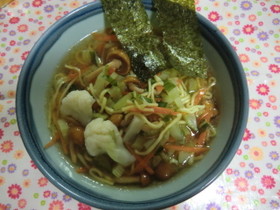 なめことカリフラワーの具沢山ラーメン！